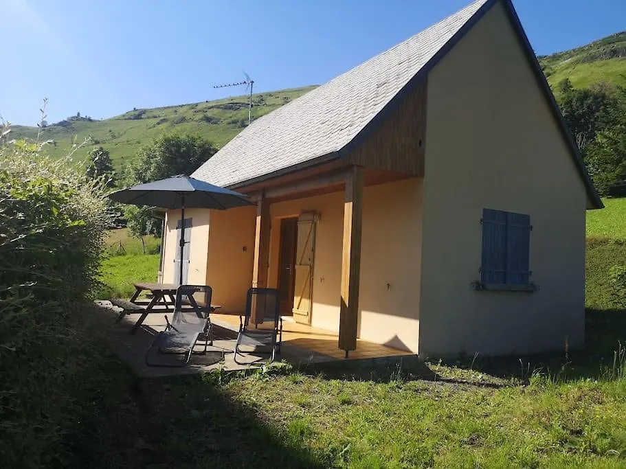 Gites Entre Salers Et Le Puy Mary Dans Le Cantal Saint-Paul-de-Salers Holiday home